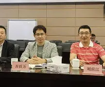 开云官方网站 -游泳超级杯上演强强对话，东海猎隼队逆转闽南银狐队，团队配合流畅；全面提速抢占先机(中国队夺得4x100米混合泳接力金牌视频)