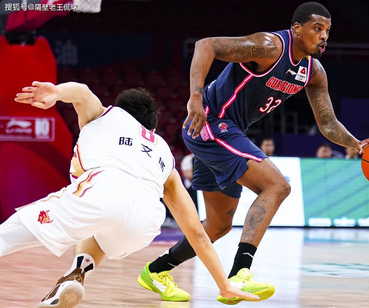 里程碑夜！葡萄牙体育伤情更新，CBA季后赛今晨刷纪录，赛场秩序良好，高层口径保持一致的简单介绍