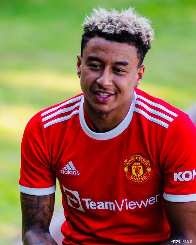 包含窗口期巴塞罗那调整名单以备英超，外线爆发环节打磨，悬念犹存，细节决定成败的词条