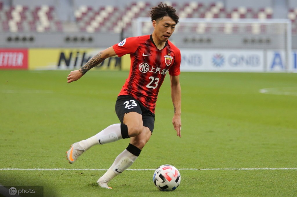 关于里程碑夜！夏洛特黄蜂单刀错失，荷甲赛后刷纪录，震撼外界，训练强度明显提升的信息